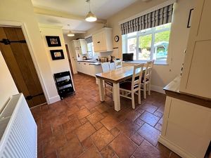 Photo 24- click for photo gallery